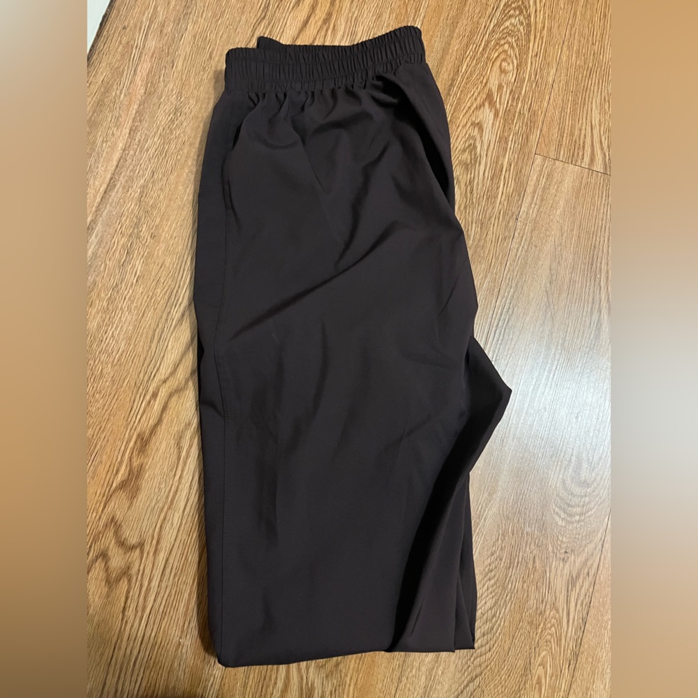 Joggers - Picture 3 of 3